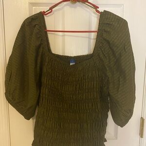 Old Navy Green and Red Smocked 3/4 Sleeve Blouse